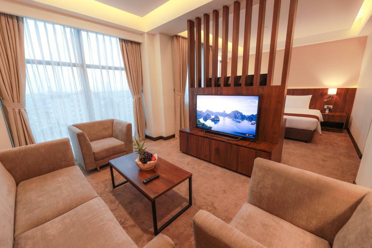 Hlaine Tet Hotel ヤンゴン エクステリア 写真