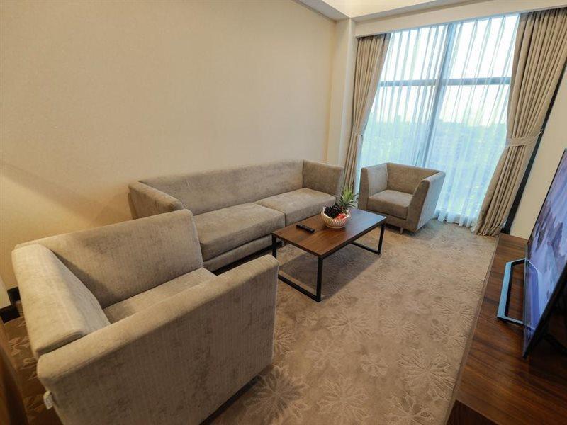 Hlaine Tet Hotel ヤンゴン エクステリア 写真