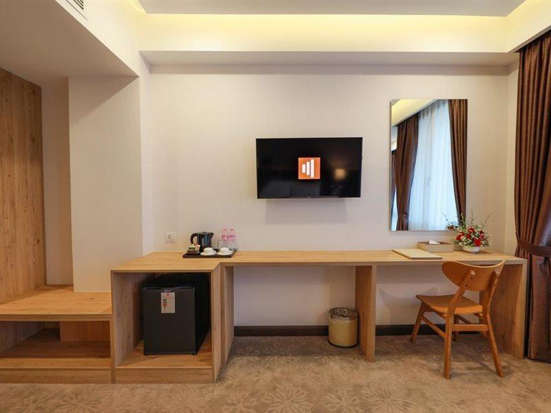 Hlaine Tet Hotel ヤンゴン エクステリア 写真